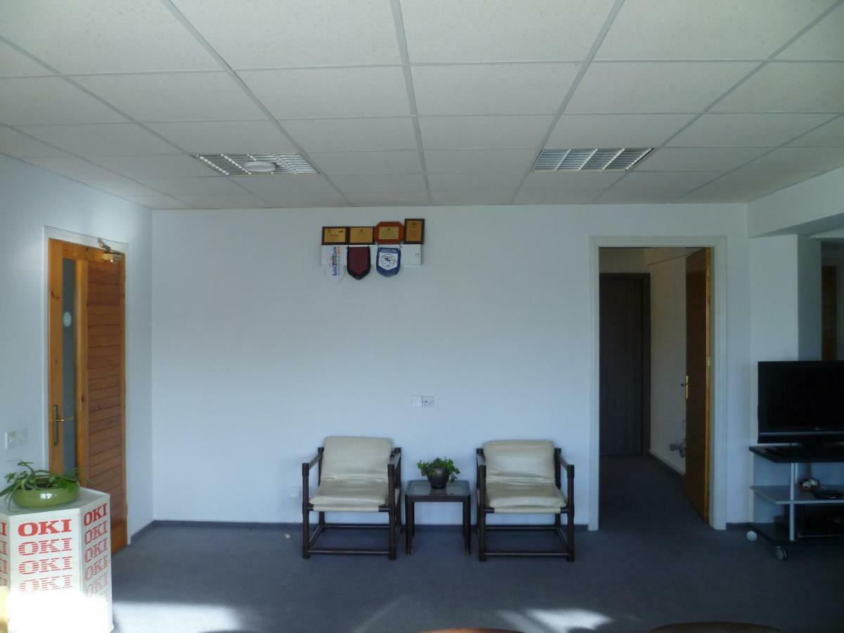 Datacom Guest House Никосия Экстерьер фото